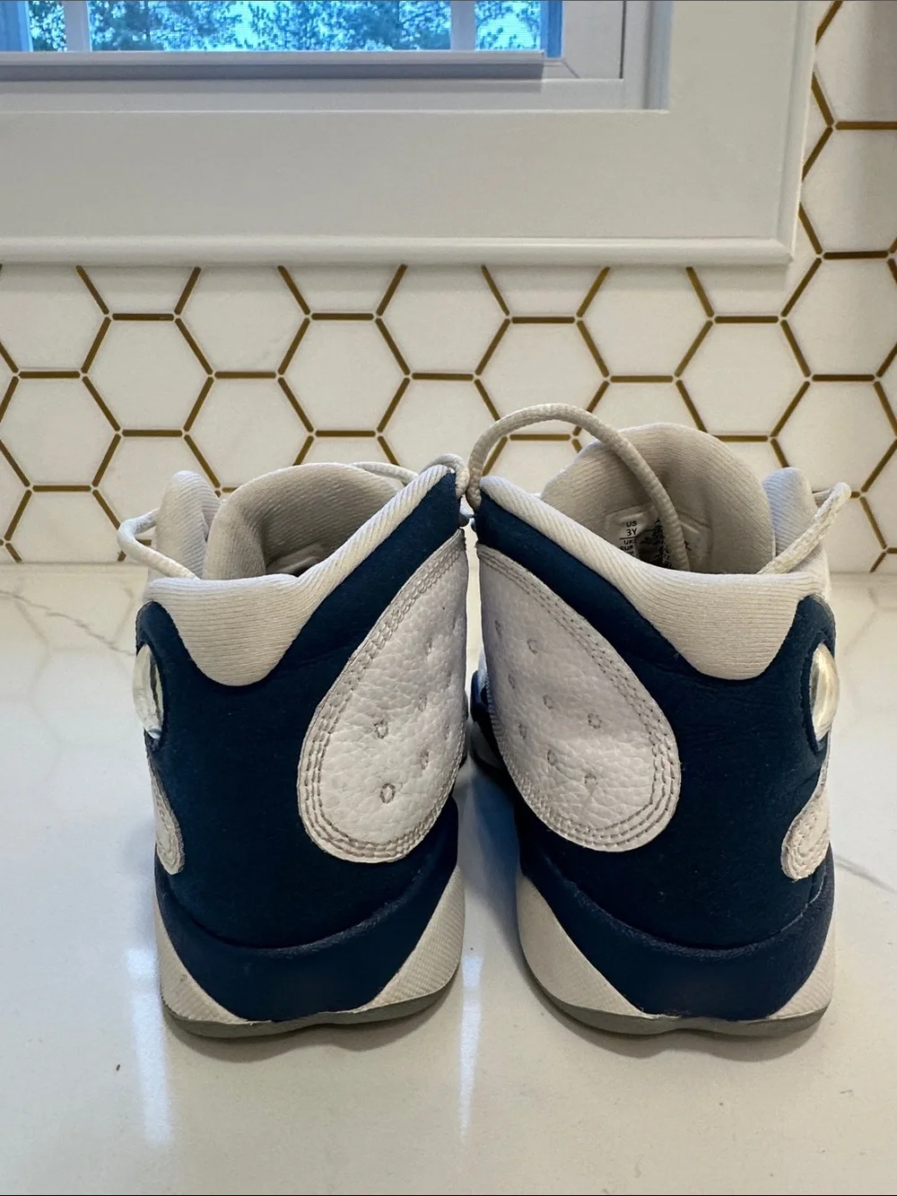 Jordan Kids White Gray Navy Retro Basketball Sneakers size 3-Y